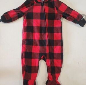 Baby Old Navy 6-12 month Buffalo Plad Romper with feet